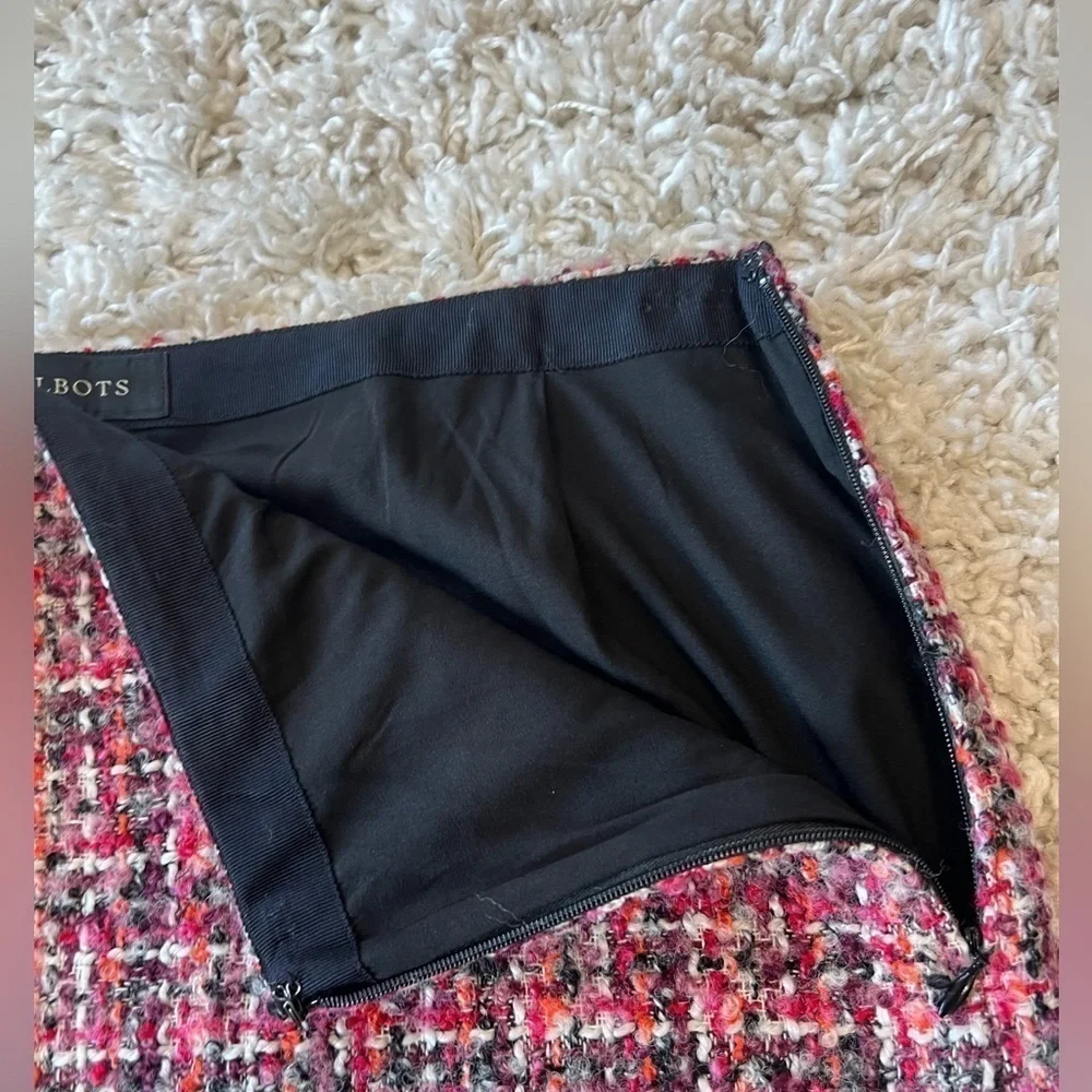 Talbots women’s red white black wool blend raw hem skirt size 10